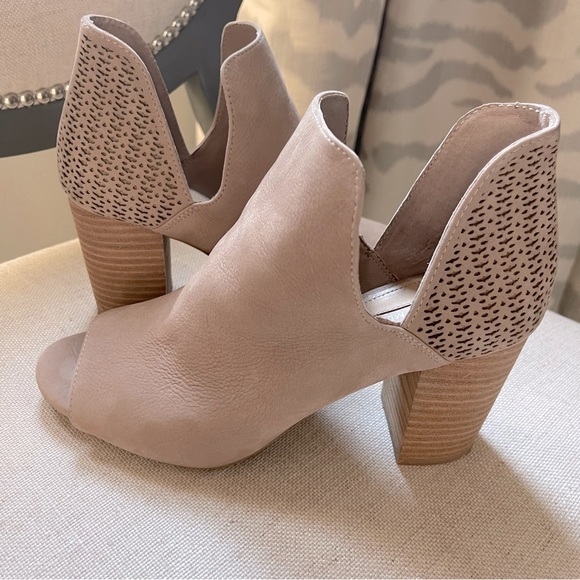 Antonio Melani Bootie - Chrisi - Dina Taupe - Picture 6 of 11